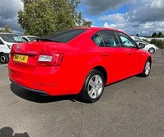 2016 Škoda Octavia - Image 3/6