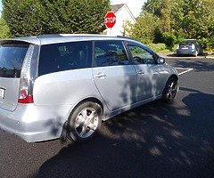 Mitsubishi grandis - Image 5/10