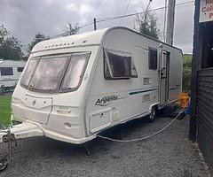 04/05 Avondale 5/6 Berth Caravan