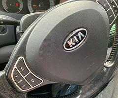 Kia 2010 - Image 7/10