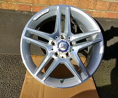 17" GENUINE MERCEDES C CLASS AMG W204 ALLOY WHEEL 07-14 REAR 8.5J *NO BUCKLES CRACKS WELDS*