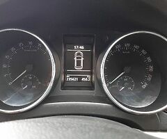 Skoda Yeti 4x4 dsg 2.0 tdi 140 bhp - Image 8/10