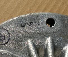 2 x GENUINE MINI F55 F56 F57 FRONT SUSPENSION TOP STRUT MOUNTS 13-19 ONE COOPER S JCW