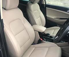 161 Hyundai Tucson 2.0 Diesel 4WD, Executive - Image 8/10