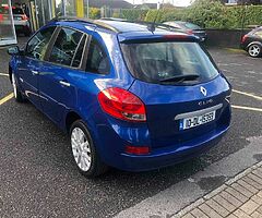 2010 Renault clio 1.5 diesel nct & tax - Image 4/6