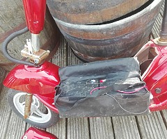 2 ELECTRIC SCOOTERS - Image 10/10