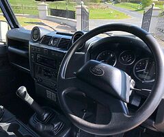 2014 Land Rover Defender - Image 4/4