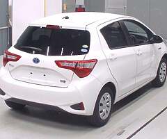 TOYOTA VITZ - Image 6/7