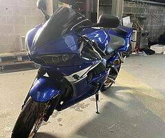 Yamaha R6