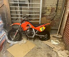 2018 A.P.C Motor Company Moto