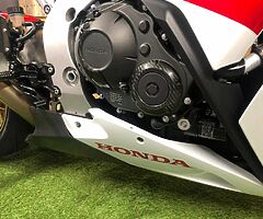 2014 Honda CBR - Image 7/10