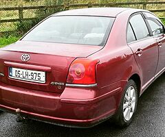 2005 TOYOTA AVENSIS