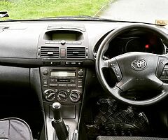 2005 TOYOTA AVENSIS - Image 4/9