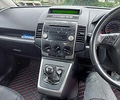 Mazda 5 - Image 9/10