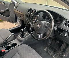 132 VW Jetta - Image 6/9