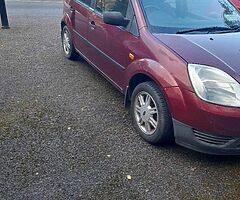 Ford fiesta 1.2 drive like new  7 mon tax and test extended till 31/01/22