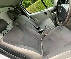 2010 Vauxhall Vauxhall Vivaro - Image 8/10