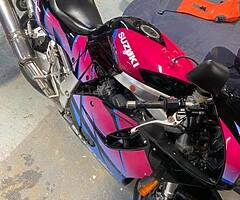 Gsxr slingshot 750 - Image 4/7