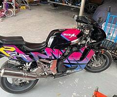 Gsxr slingshot 750 - Image 7/7