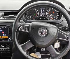 Skoda rapid 1.6 tdi - Image 8/8