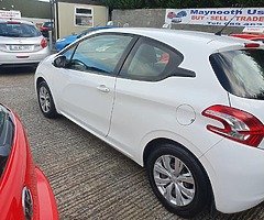 2013 Peugeot 208 1.0 ltr low miles 2 year nct - Image 4/10