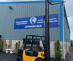 2002 Caterpillar Forklift
