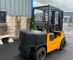 2002 Caterpillar Forklift - Image 3/5