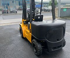 2002 Caterpillar Forklift - Image 4/5