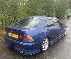 Lexus is200 Sport - Image 6/9
