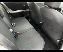 2006 Toyota Yaris 1.0L Luna NCT 01/2022 & TAX ONLY €199 per year - Image 5/9