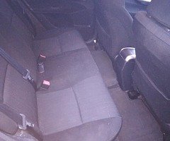 Toyot auris - Image 5/9