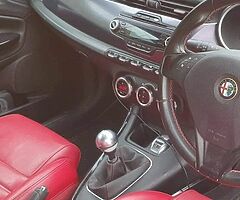 Alpha Romeo Giulietta 2013 - Image 4/7