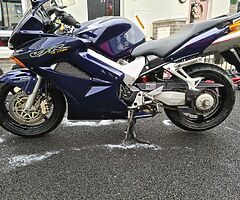 2004 Honda VFR - Image 9/10