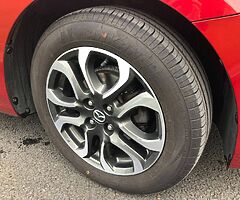 2015 Mazda 2 - Image 6/10