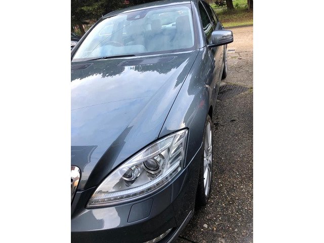 LOW MILEAGE(UK REGISTERATION) - 9/10