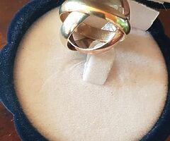Triple trinity wedding band with rose yellow & white 9ct GOLD