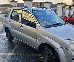 Suzuki ignis  2005