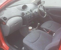 Sprzedam toyota yaris - Image 4/8