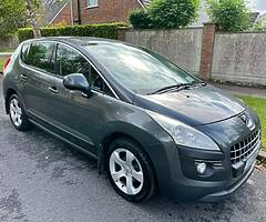 Peugeot 3008 2011
