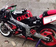 Zxr 750 track use only