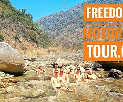 BIST DU BEREIT FÜR DEINE GROSSTE HERAUSFORDERUNG?ENTDECKE NEPAL  MIT EINER LEGENDE - ROYAL ENFIELD