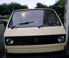 Volkswagen T25 Camper