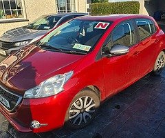 Peugeot 208 - Image 6/6