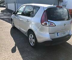 2011 Renault SCENIC 1.5 Diesel - Image 4/7