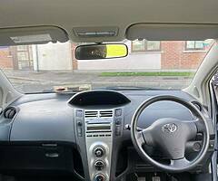 Toyota Yaris - Image 5/7