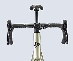 Lapierre Pulsium 5.0 Disc Med 52cm 2021 Carbon Road bike - Image 5/8