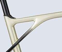 Lapierre Pulsium 5.0 Disc Med 52cm 2021 Carbon Road bike - Image 6/8