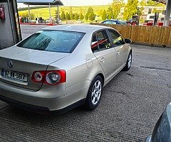 VW JETTA 1.6 PETROL 2007 - Image 6/10