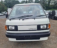 TOYOTA LITEACE - Image 9/9