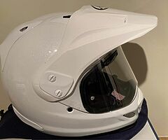Arai tour x 4 - Image 5/7